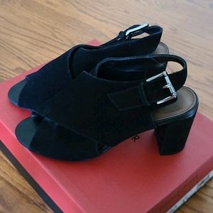 Donald J  Pliner sling back leather shoes